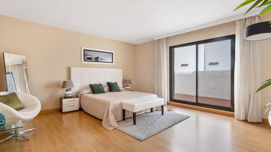 Bedroom 3, Anfitrion Villas & Suites, Málaga