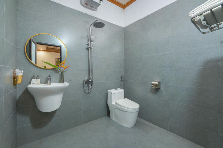 Bathroom 4, Tam Coc Forest Bungalow & Spa, Hoa Lư