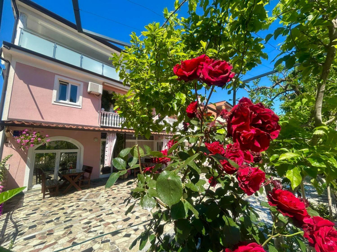 2, Apartments Tereza, Novigrad