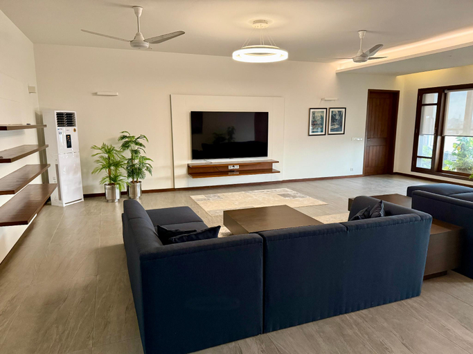 Bar/lounge 5, The Penthouse, Karachi