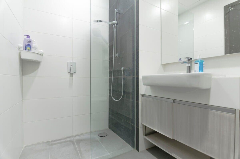 Bathroom 4, Cozy & High Floor Suite in Suasana JB 15, Views, Johor Bahru