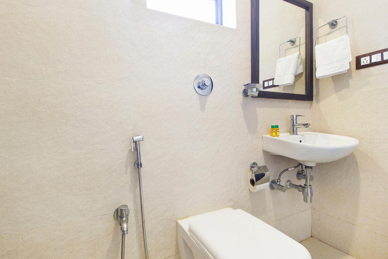 Bathroom 4, FabHotel The Sky - Nr. Calangute Beach, North Goa