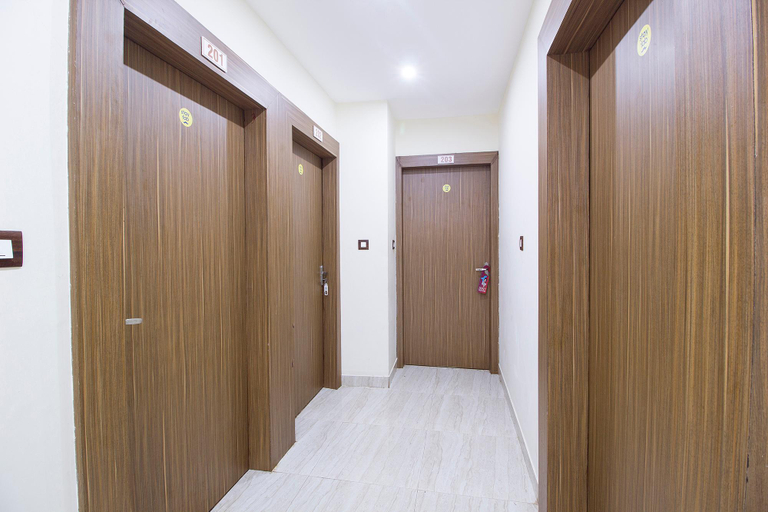 Public Area 2, FabHotel The Sky - Nr. Calangute Beach, North Goa