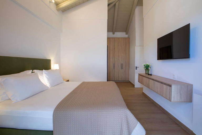 2, VV Luxury Villas, Ionian Islands