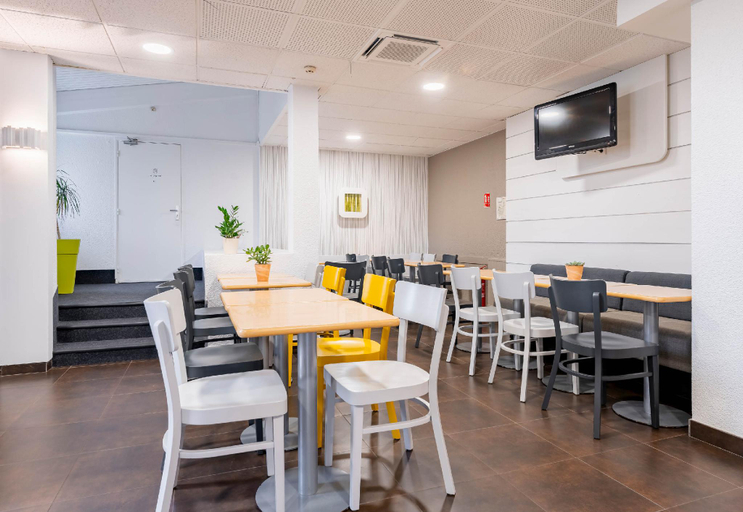 Food & Drinks 3, B&B HOTEL Valenciennes Sud, Nord