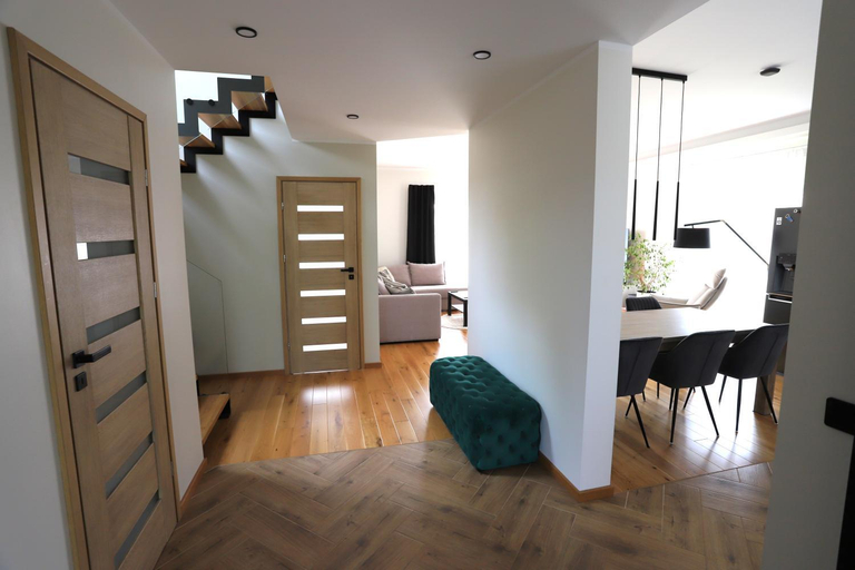 Others 4, Kvissentali House, Tartu