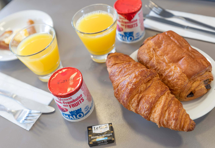 Food & Drinks 5, B&B HOTEL Orleans Ouest La Chapelle-Saint-Mesmin, Loiret