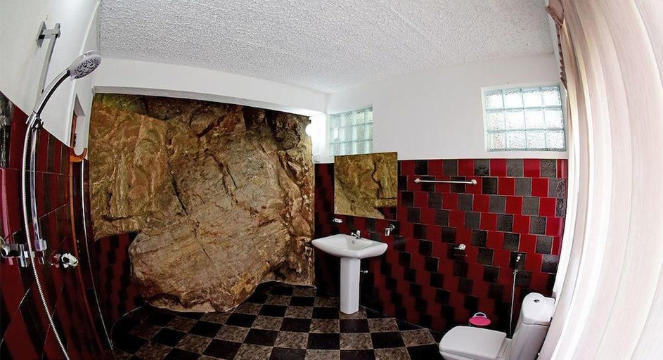 Bathroom 4, Ella Mount Heaven Hotel, Ella