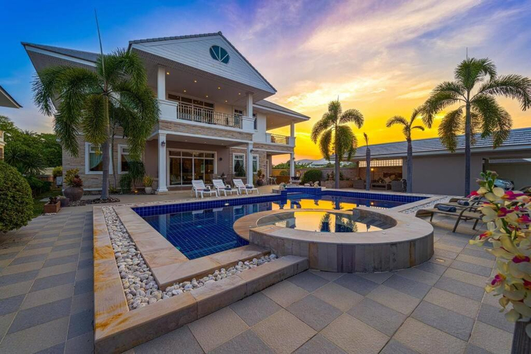 Sport & Beauty 2, Luxurious 5-Bedroom Private Pool Villa! (PV5), Hua Hin