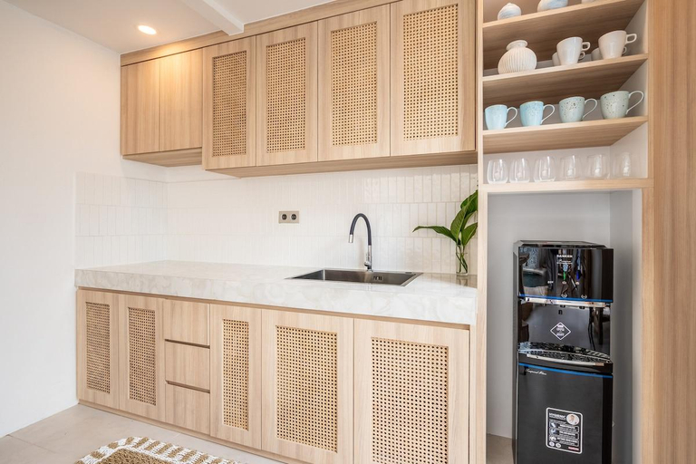 Kitchen 5, Villa Monstera A7 By Aishwarya Bali, Badung