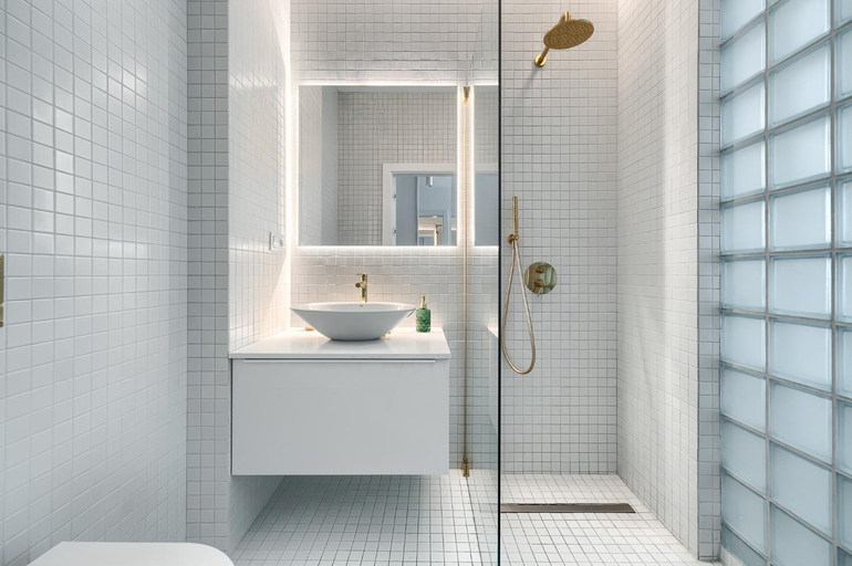 Others 3, Hanza Tower 22 WHITE Jacussi & Sauna & Pool & SPA, Szczecin