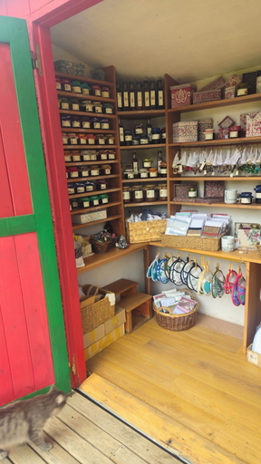 Gift shop 2, La Morada Lodge & Glamping - Meliquina, Lacar