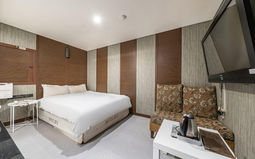Bedroom, Gildong S Line, Gandong
