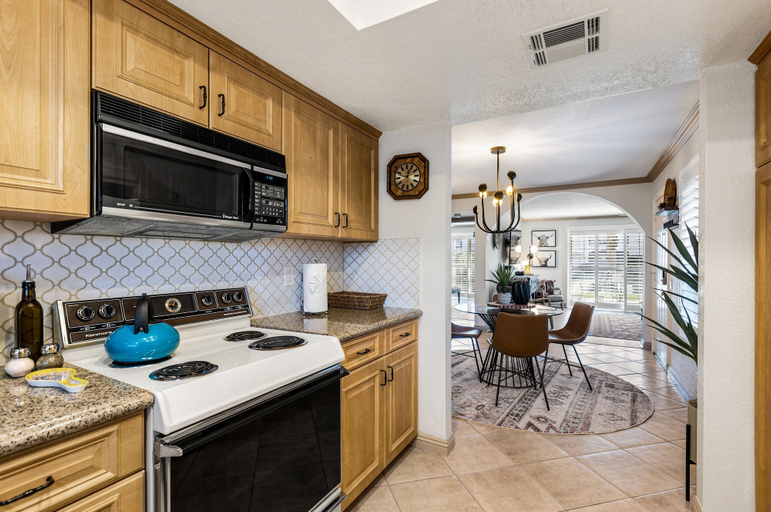 Private kitchen 3, Mesquite Oasis Haven, Riverside