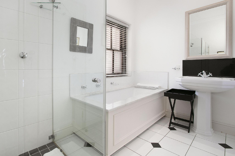 Bathroom 4, Winelands Golf Lodges 14 at De Zalze, Cape Winelands