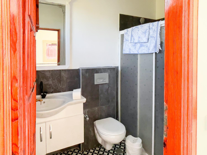 Bathroom 2, Erendiz Garden Hotel, Kemer