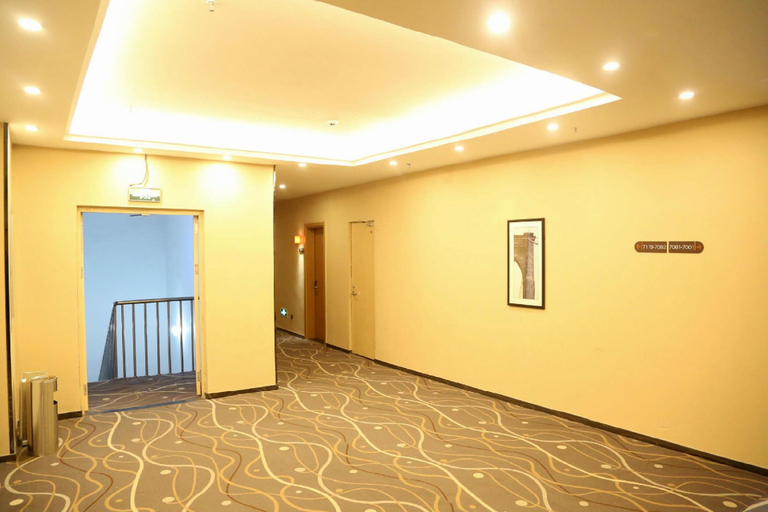 Others 5, 7 Days Premium Jinan Gaoxin Qu Wanda Plaza, Jinan