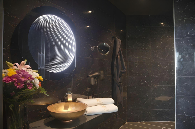 Bathroom 5, H Hotel & SPA - Adults Only, St Julian's