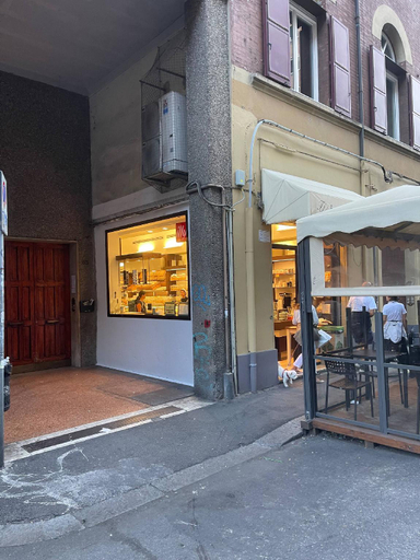 5, Charming Apartment of Bologna in University Area, Bologna