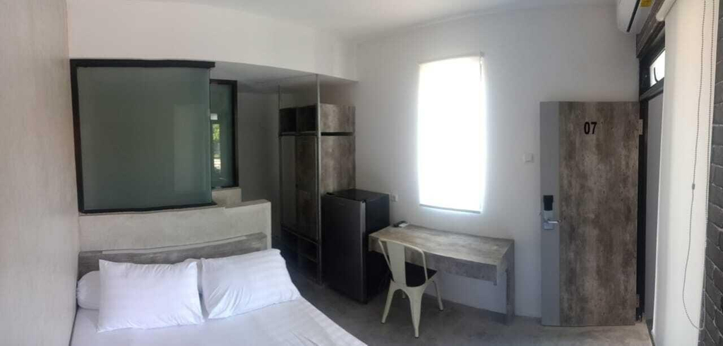 Bedroom 5, Djuragankamar Gunung Anyar, Surabaya