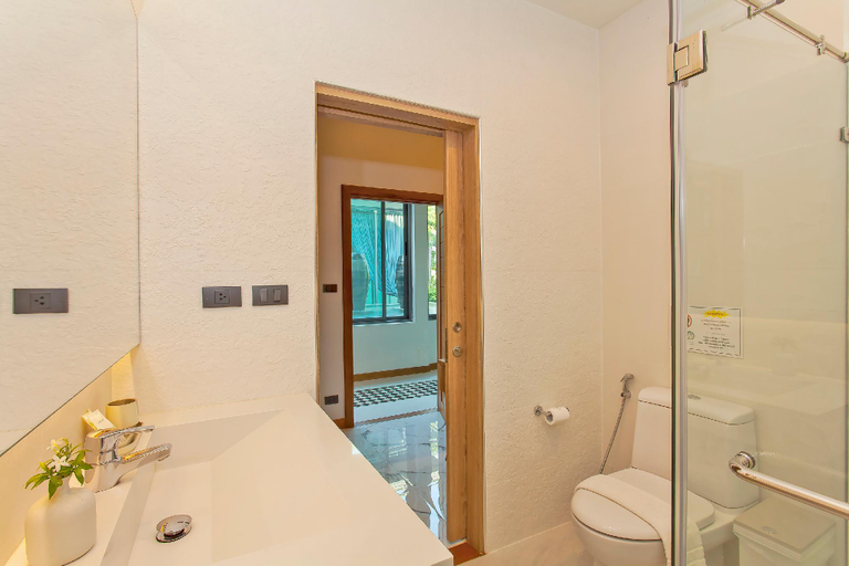 Bathroom 4, Hi At Home Villa 4, Bang Lamung