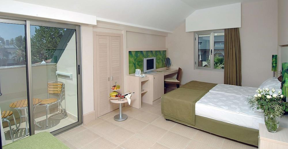 Bedroom 3, Ambassador Plaza Hotel - All Inclusive, Kemer