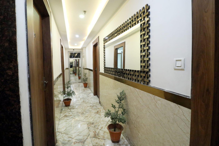 Public Area 3, hotel best buy, Kolkata