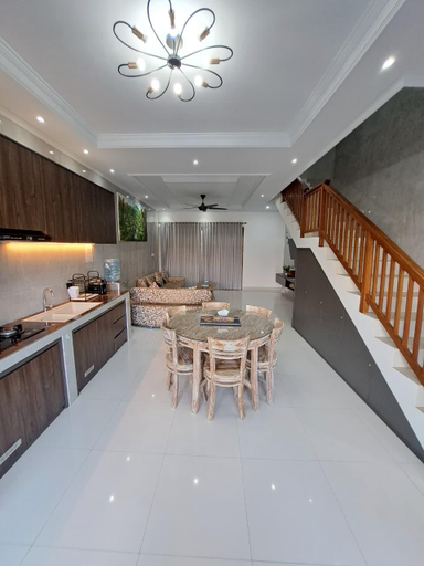 Food & Drinks 5, Paddy Villa Sanur, Denpasar