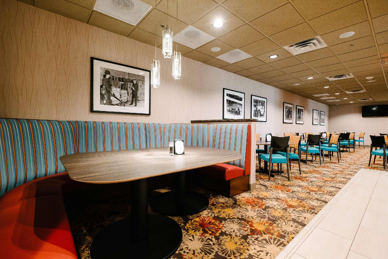 Food & Drinks 5, Radisson Hotel St. Paul Downtown, Ramsey