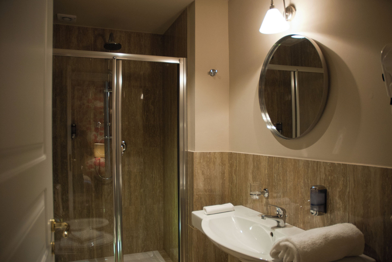 Bathroom 3, Nove Guest House, Florence