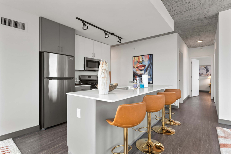 Room 3, Design Views in Fulton Market The Frame, Cook