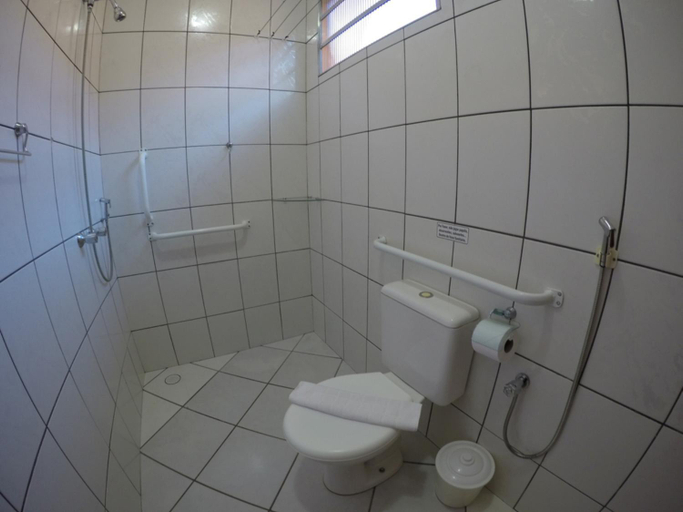 Bathroom 4, Hotel Pousada Brilho do Sol, Olímpia