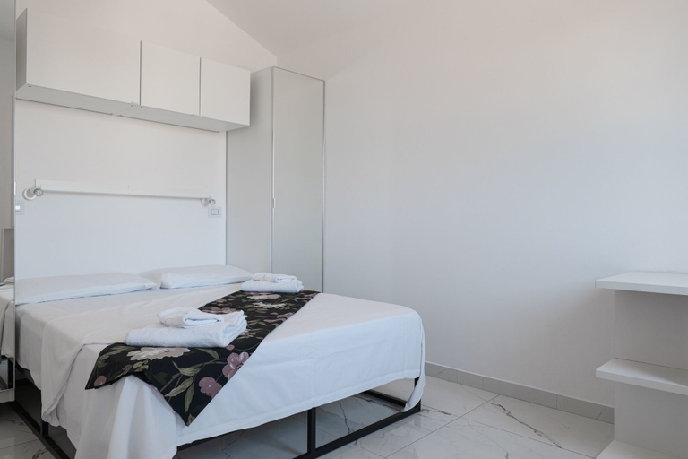 Bedroom 3, Saragozza Apartments, Bologna