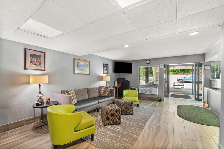 Public Area 3, Quality Inn Harpers Ferry - Charles Town, Jefferson
