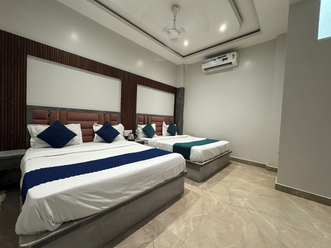 Room 4, Hotel Vrinda orchid Inn, Mathura