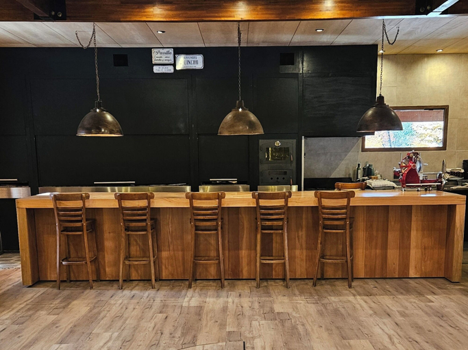 Reception hall 4, La Morada Lodge & Glamping - Meliquina, Lacar