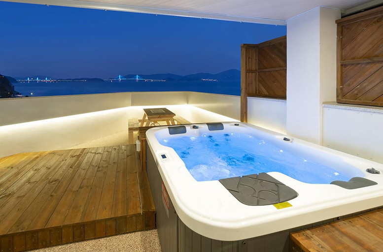 Bathroom 2, Ocean Terra, Geoje