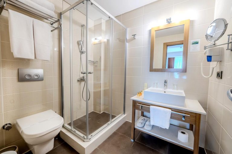 Bathroom 4, Hotel Momento - Special Category, Fatih