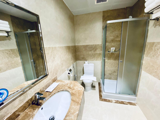 Bathroom 5, Itlalat Uhud Hotel - فندق إطلالة احد, Al Madinah Al Munawwarah
