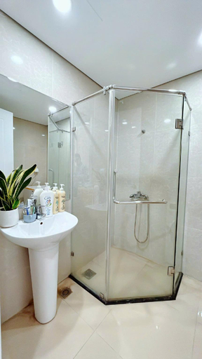 Bathroom, KaBi Homestay , Hoàng Mai