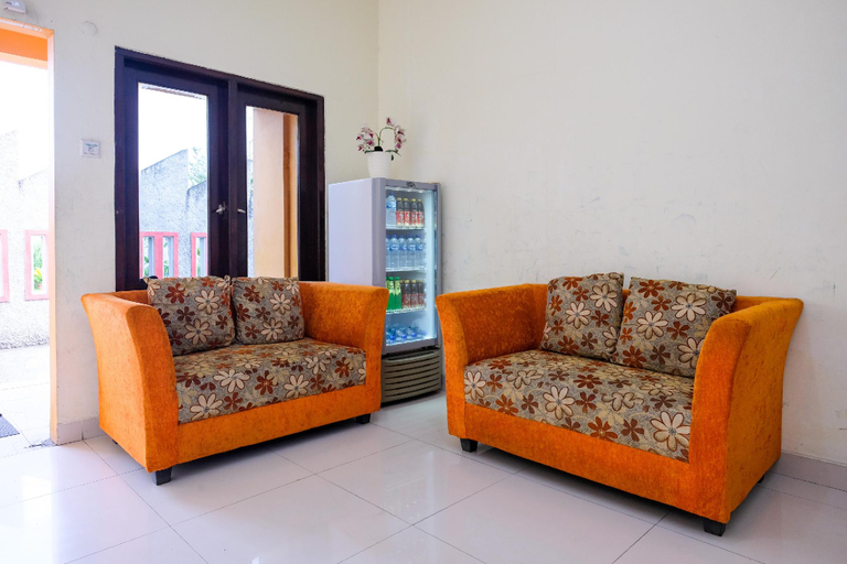 Public Area 3, RedDoorz @ myRoom UMY, Bantul