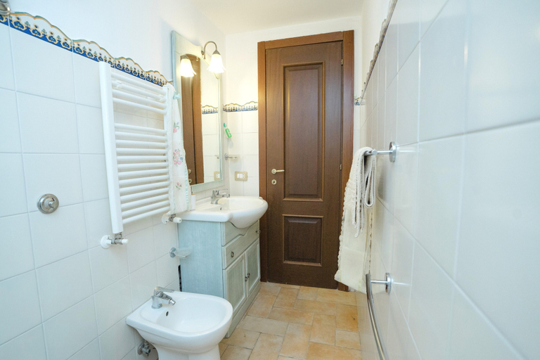 Bathroom 2, Tramonti Divini Amalfi Country House, Salerno