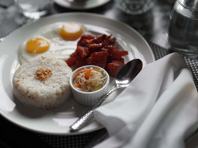 Food & Drinks 5, Sofitel Philippine Plaza Manila, Pasay City