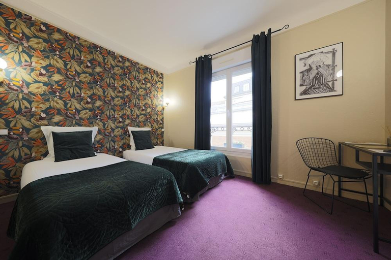 Bedroom 2, Hotel Azur Reims Centre, Marne