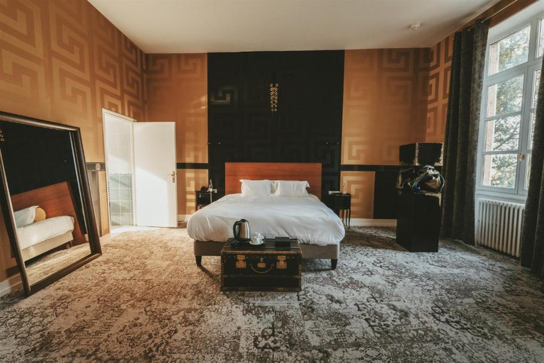 Bedroom 2, Logis Hotel & Bien Etre Chateau de La Barge, Saône-et-Loire