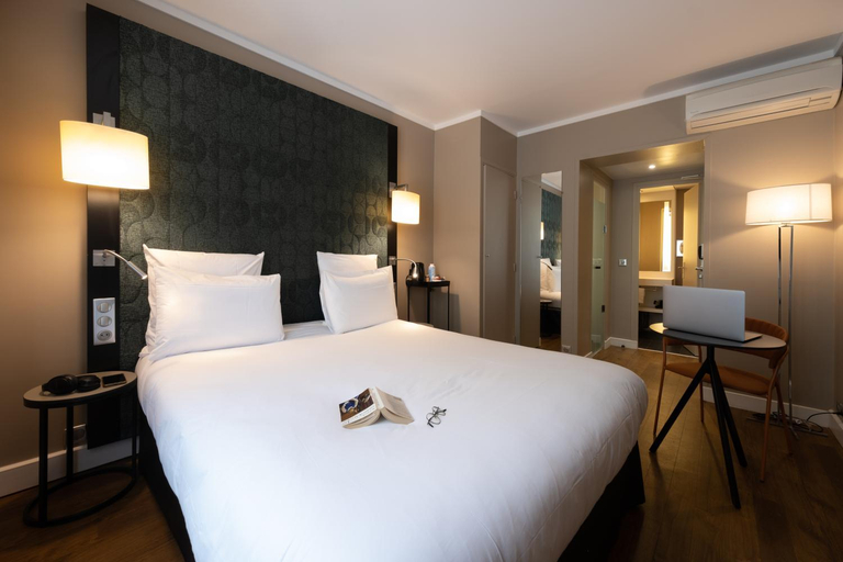 Bedroom 3, Hotel Mercure Paris Ouest Saint-Germain, Yvelines
