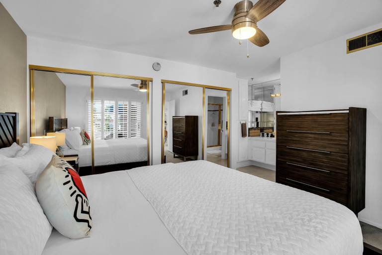 Room 1, Keith Haring Inspired 2BD Deauville, Riverside