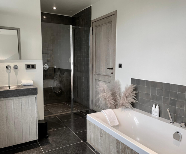 Bathroom 4, Relax Select, Oost-Vlaanderen