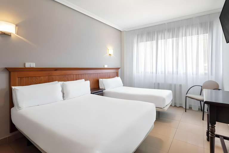 Bedroom 3, Hotel Victoria Valdemoro, Madrid