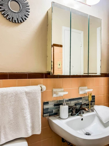 Bathroom 5, Boswell Bungalow 2, Madison